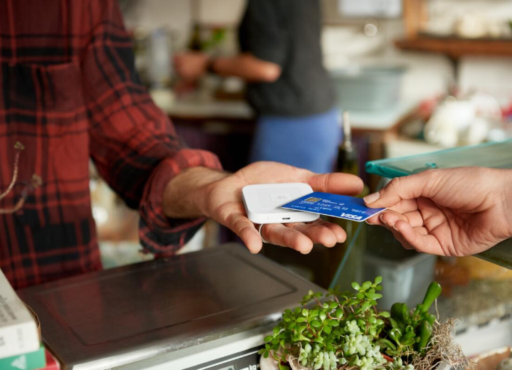 Person paying with card